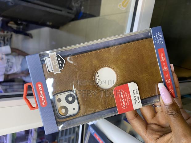 Minxuu Vegan Leather iPhone 15 Pluscase With Apple Logo Cut - thumbnail 3