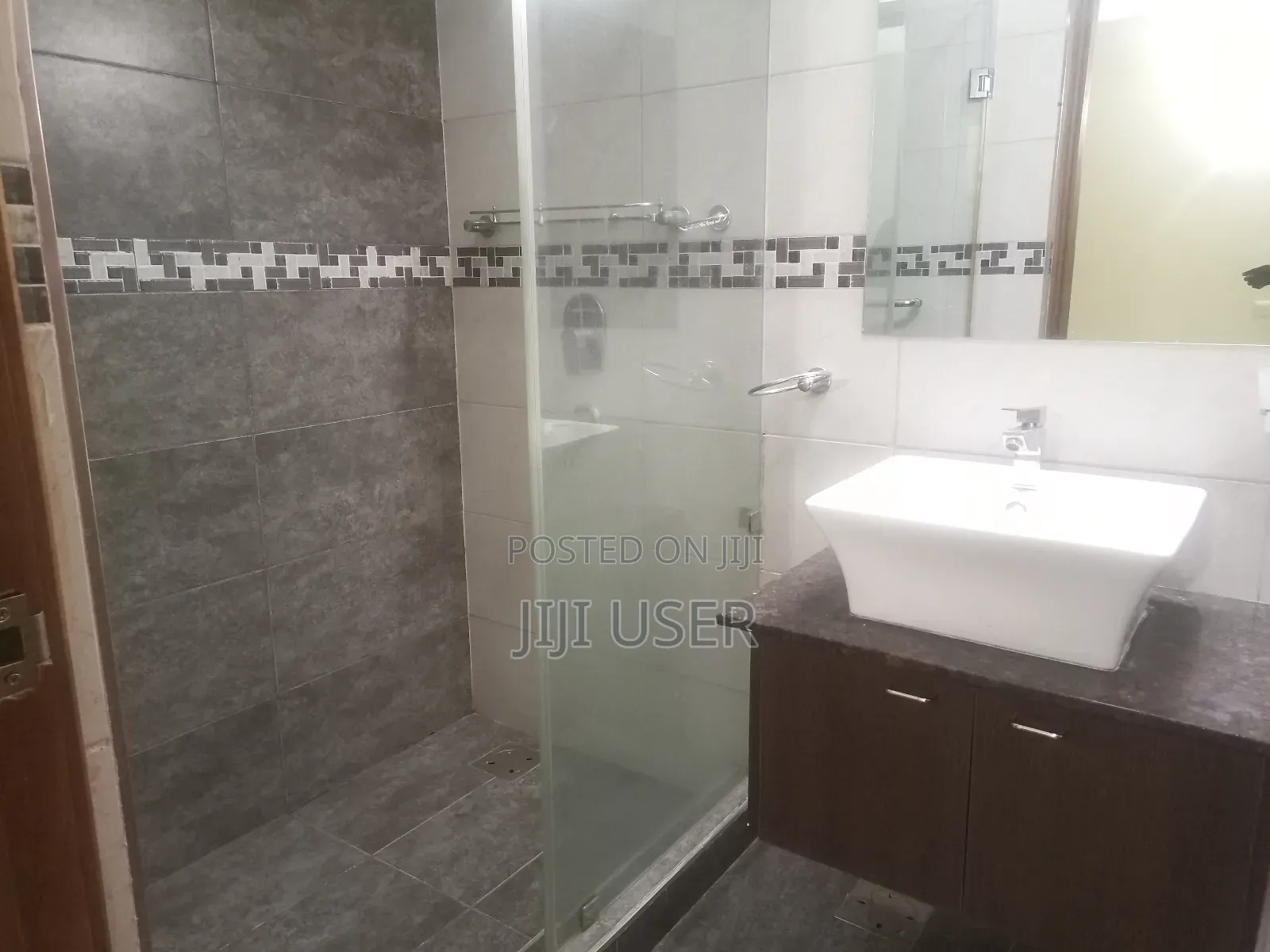 4bdrm Apartment in Parklands for rent