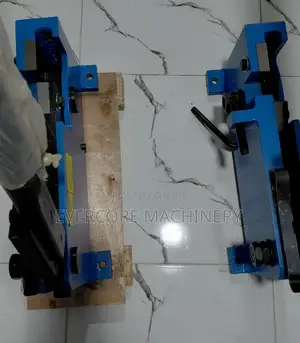 Hand Notcher Ms32 Heavy Duty Bar Cutter.
