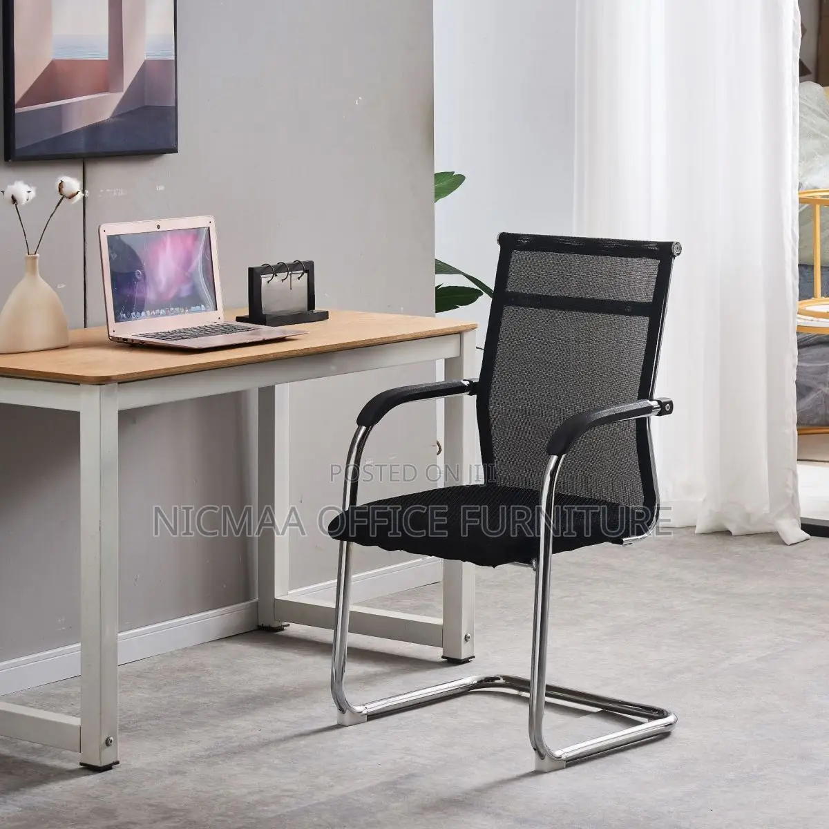 Sleek, Supportive Stylish Visitor Seat