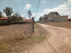 1/4 Plot in Chuna Estate