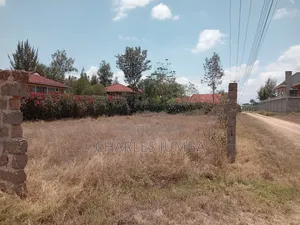 1/4 Plot in Chuna Estate