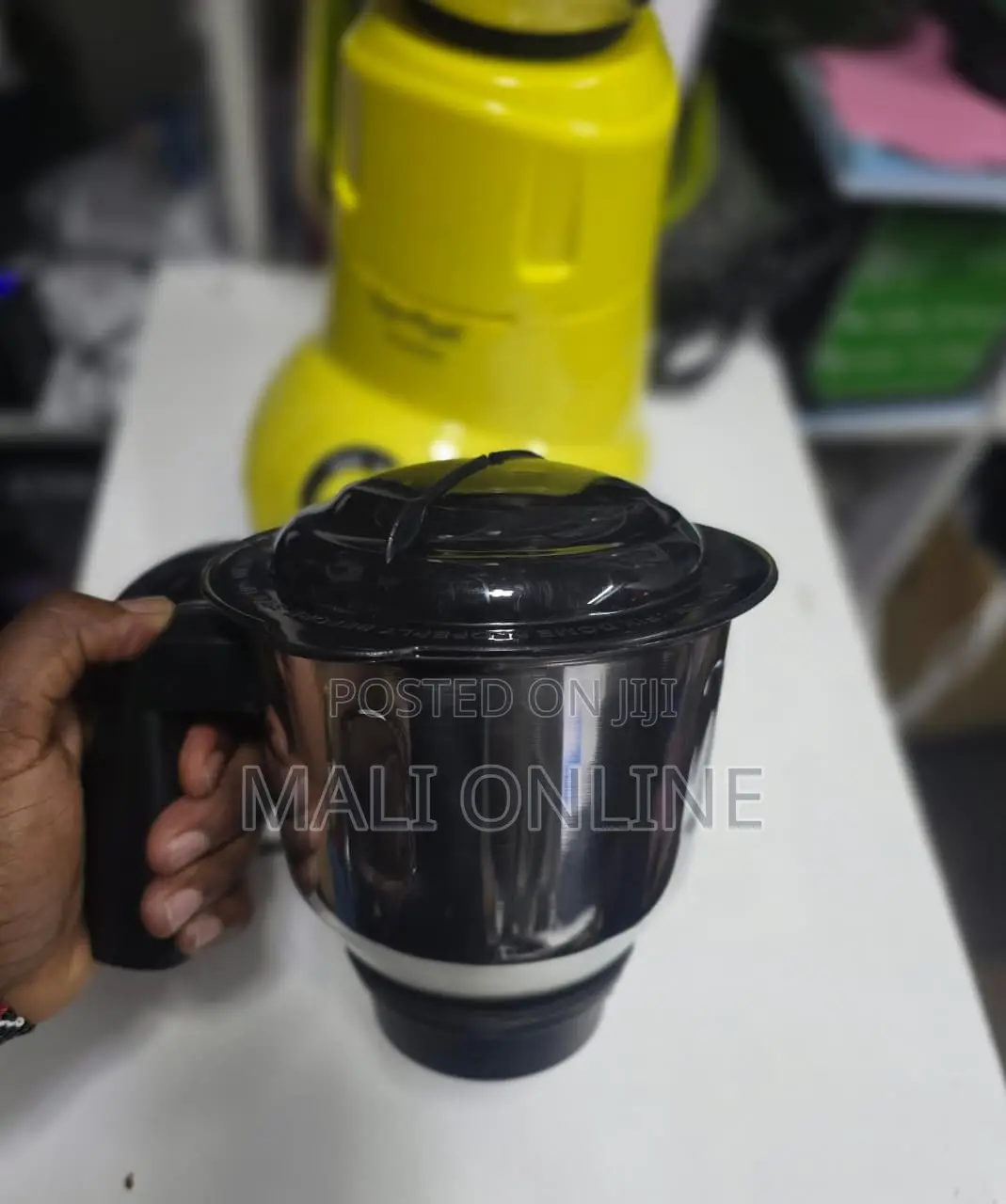 3-in-1 Wonder Mixer Grinder 550w With Stainless Steel 3 Jars.
