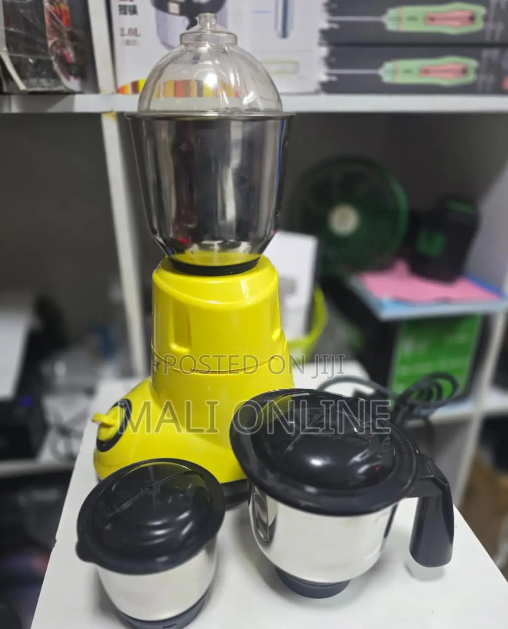 3-in-1 Wonder Mixer Grinder 550w With Stainless Steel 3 Jars.
