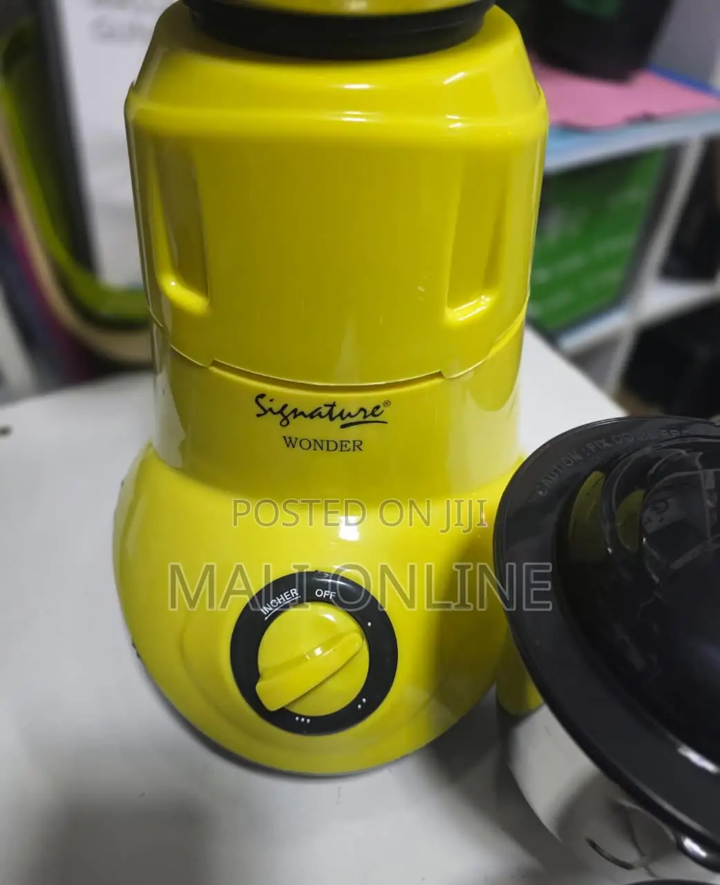 3-in-1 Wonder Mixer Grinder 550w With Stainless Steel 3 Jars.