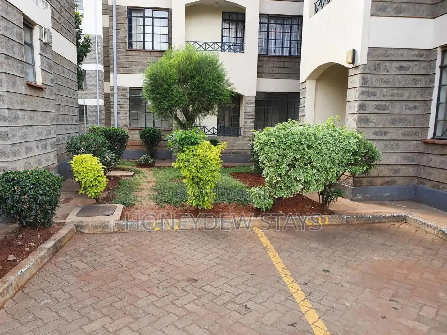 3bdrm Apartment in Pride Park, Embakasi, Nyayo Estate for sale