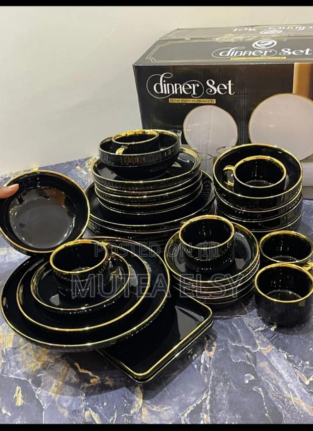 Beautiful 32 PCS Black Dinner Set - main view