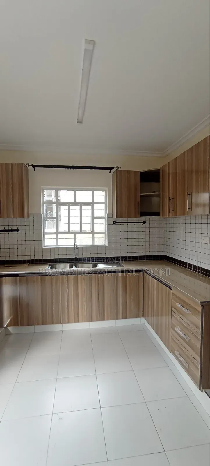 3bdrm Bungalow in Kibiku for sale