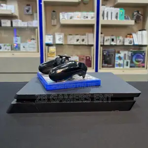 Ps4 Slim, + Watchdogs Game
