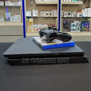 Ps4 Slim, + Watchdogs Game