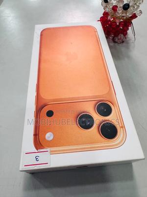 New Apple iPhone 17 Pro 256 GB Orange - main view