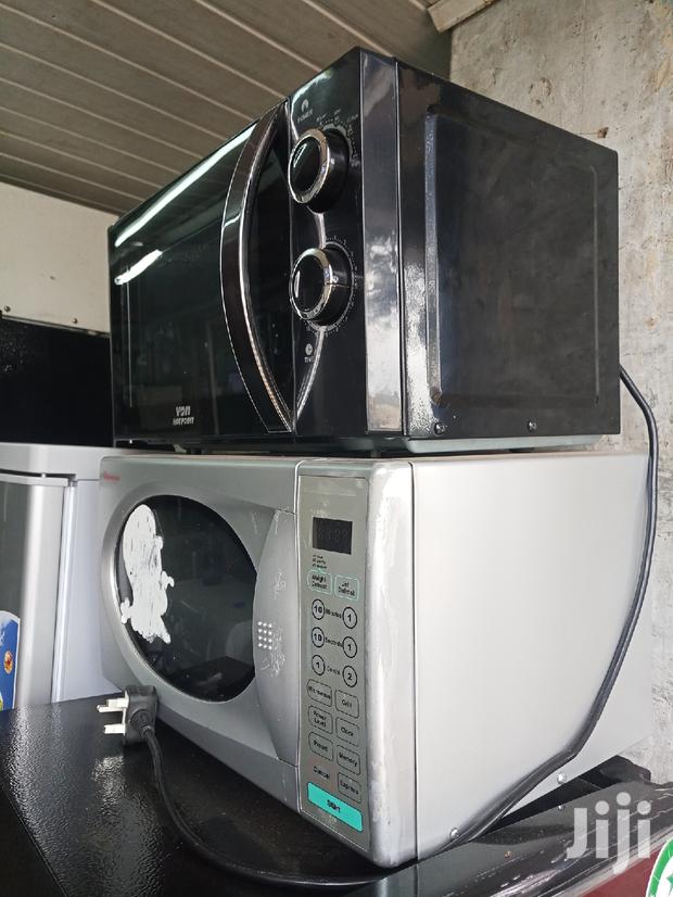 Microwave Oven - thumbnail 2