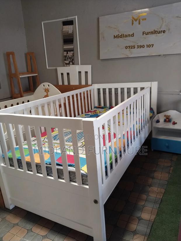 Kids Cot Bed / Toddler Baby Cot Bed. Pay on Delivery