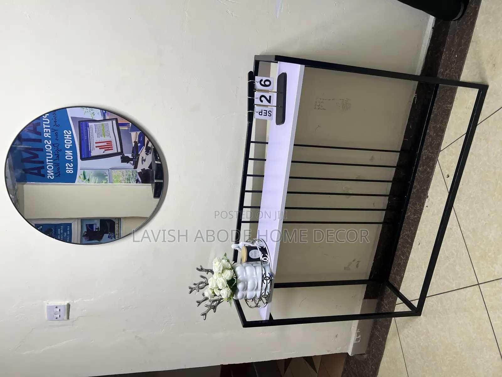 Elegant Console Table With Round Unbreakable Mirror