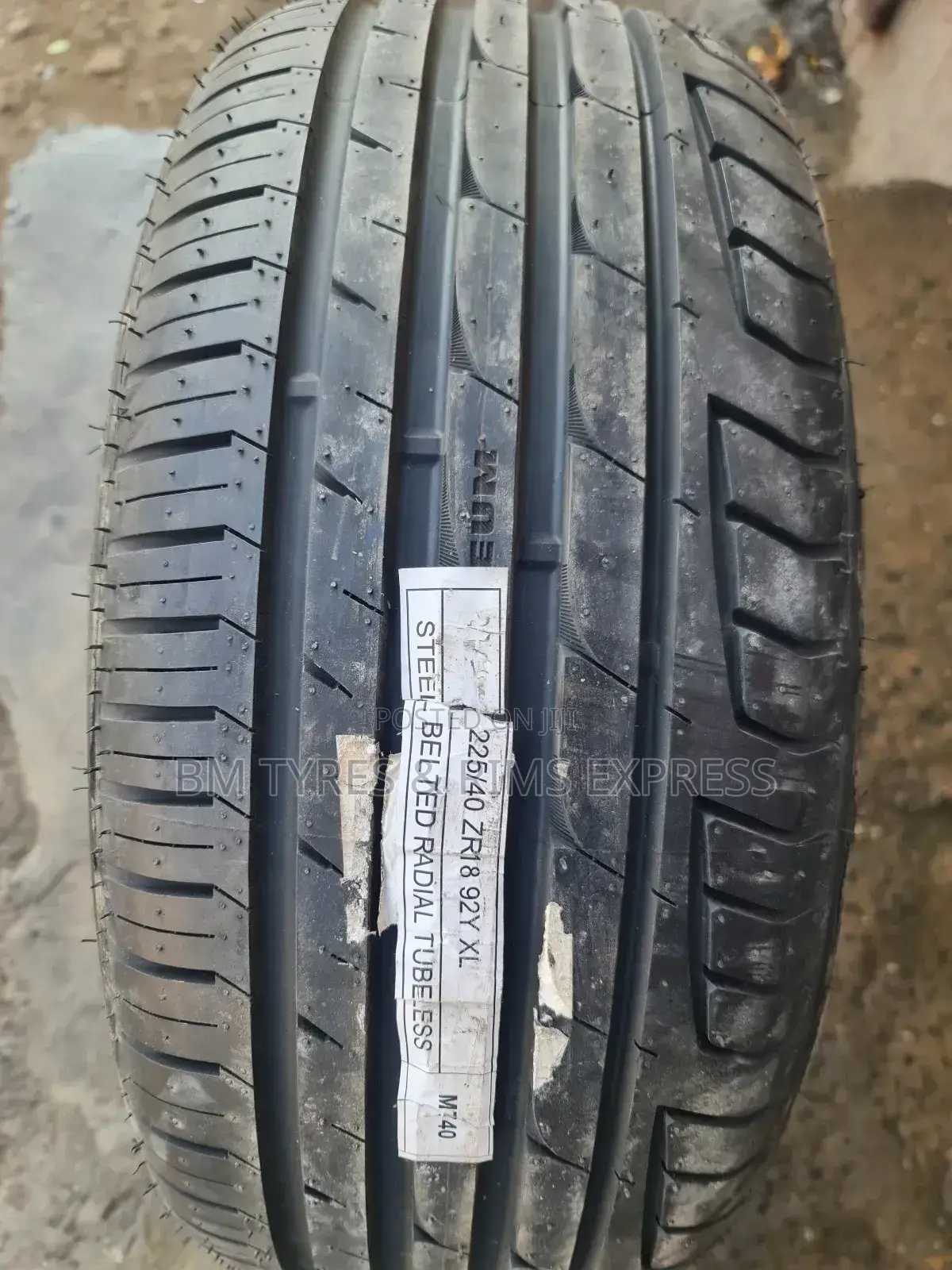 225 /40 R18 Forcium