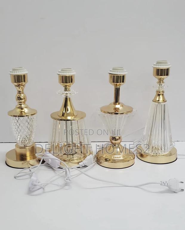 Crystal Feather Lamp Table_alp