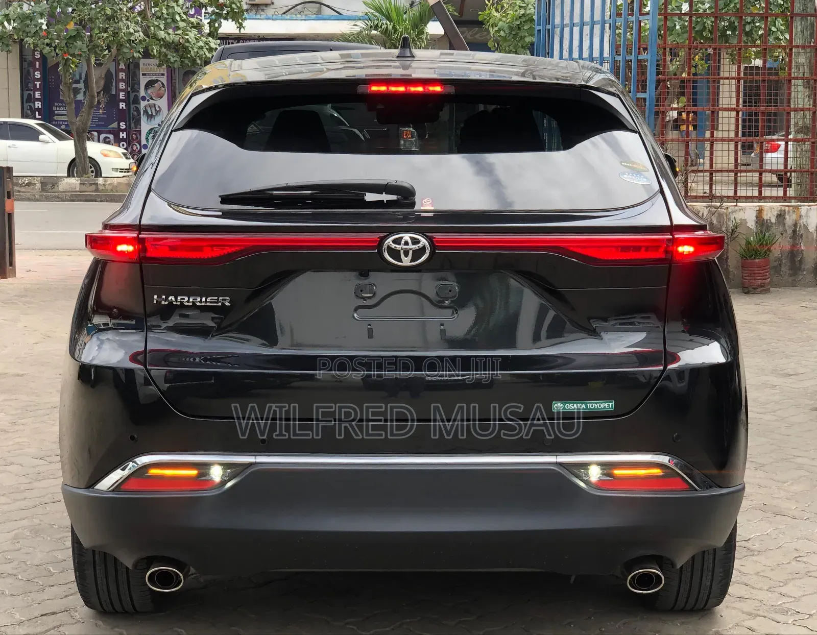 Toyota Harrier 2.0 2020 Black