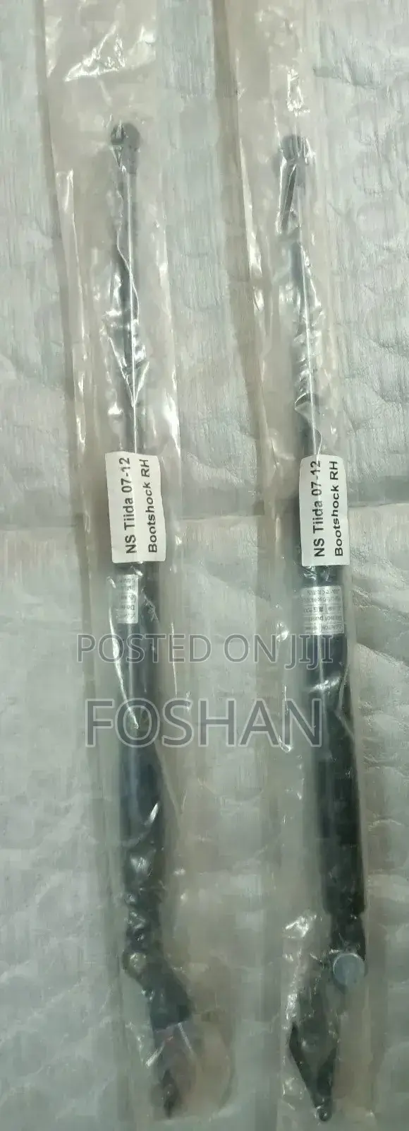 Nissan Tiida Bootshocks