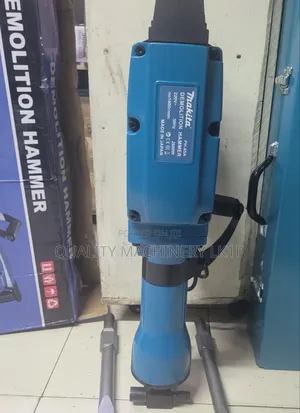 Powerful 2600w Makita Demolition Hammer/Jack Hammer