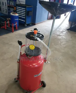 Heavy Duty Waste Drainer With Vacuum Extractor