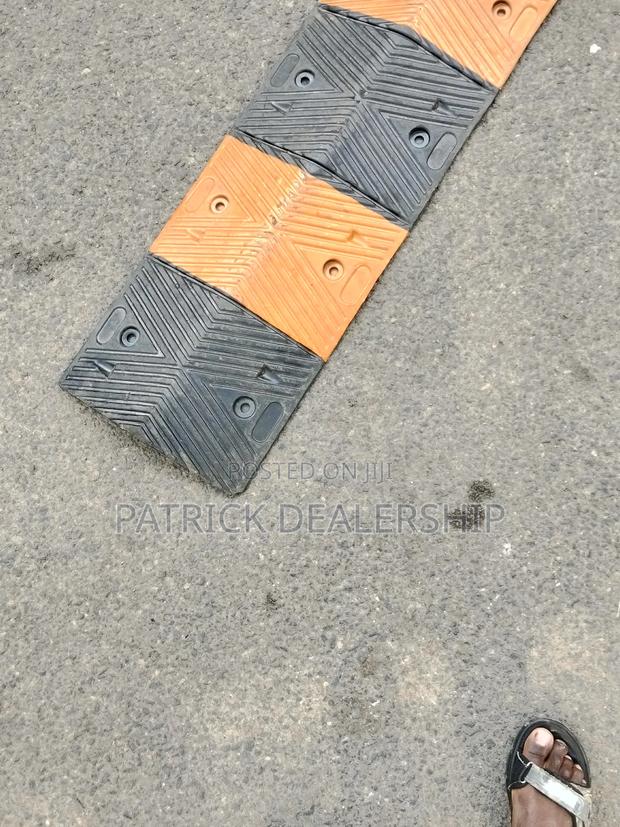 Modern Rubber Bumps - main view