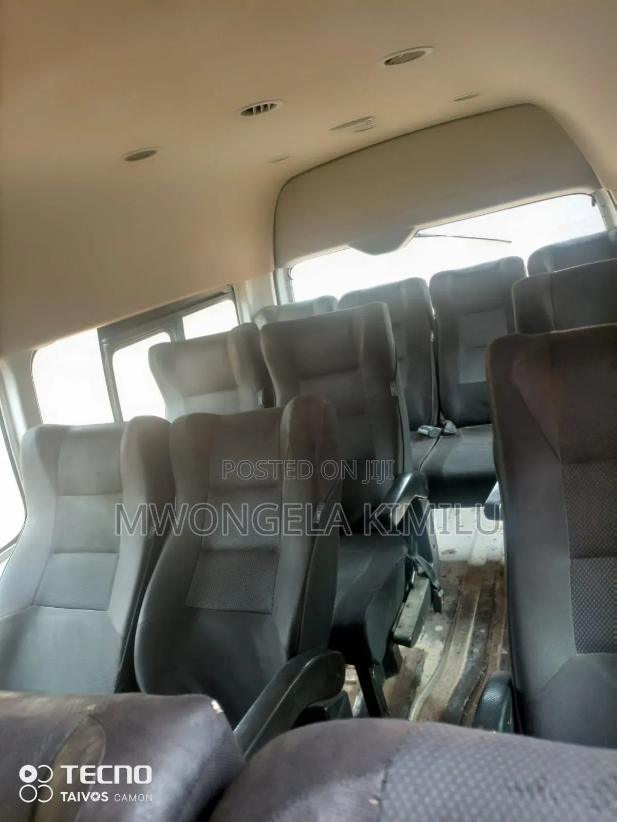 Toyota HiAce 2014 White