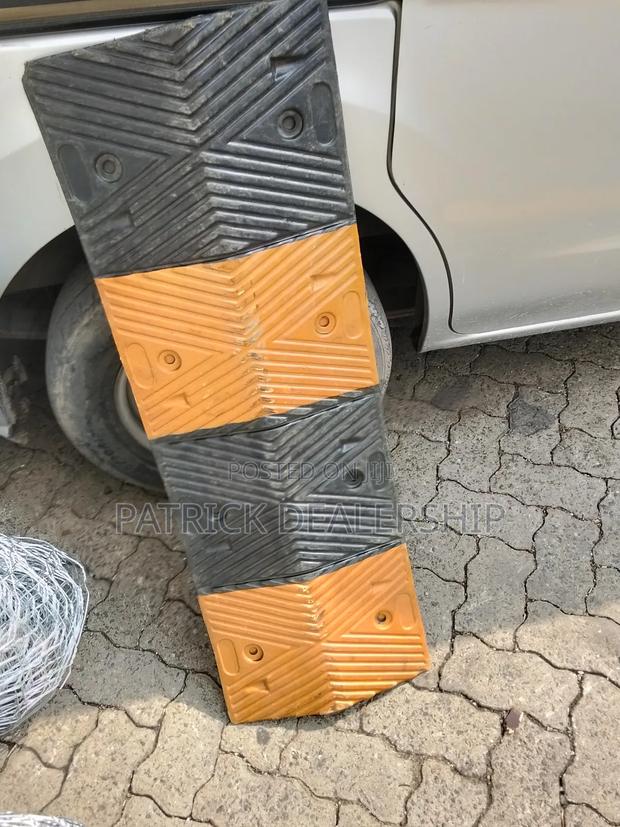 Double Paint Speed Bump - thumbnail 3