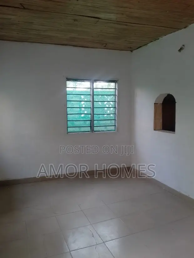 1bdrm Apartment in Kiembeni for rent