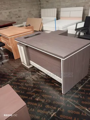 Executive Director/ C. E. O Office Desk 1.6 Mtr