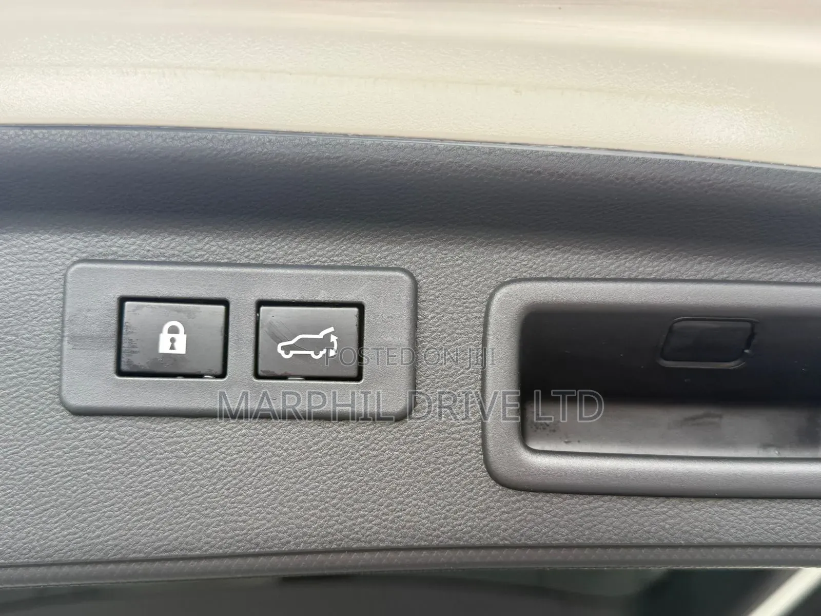 Subaru Forester 2018 Silver