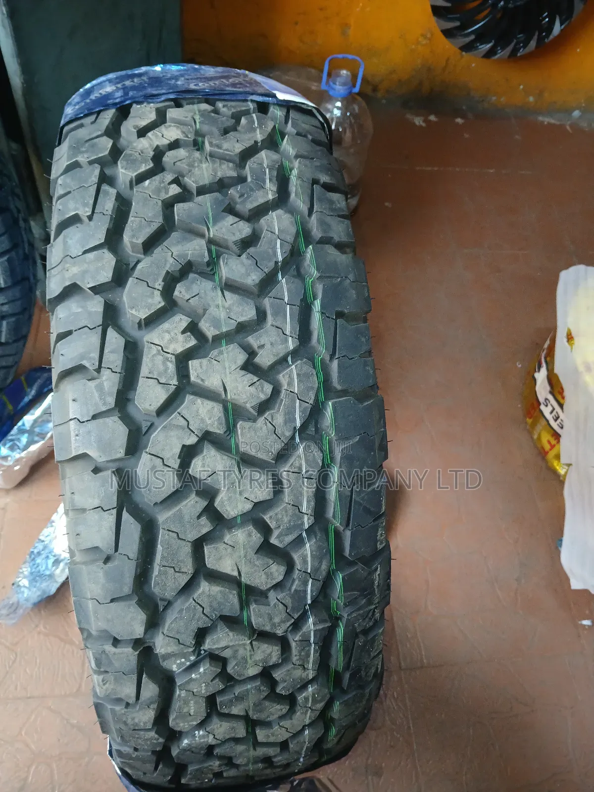 Comforser 225/65r17 Cf1100