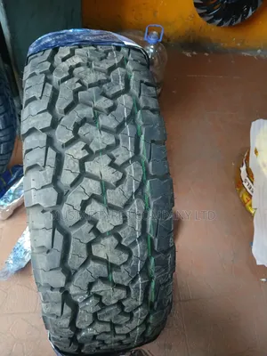 Comforser 225/65r17 Cf1100