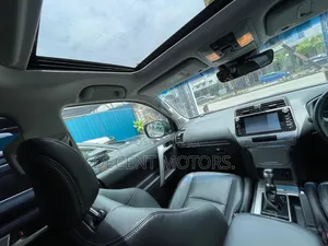 Toyota Land Cruiser Prado 2.8 2019 Gray
