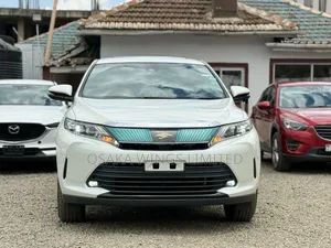 Toyota Harrier 2.0 2018 Pearl