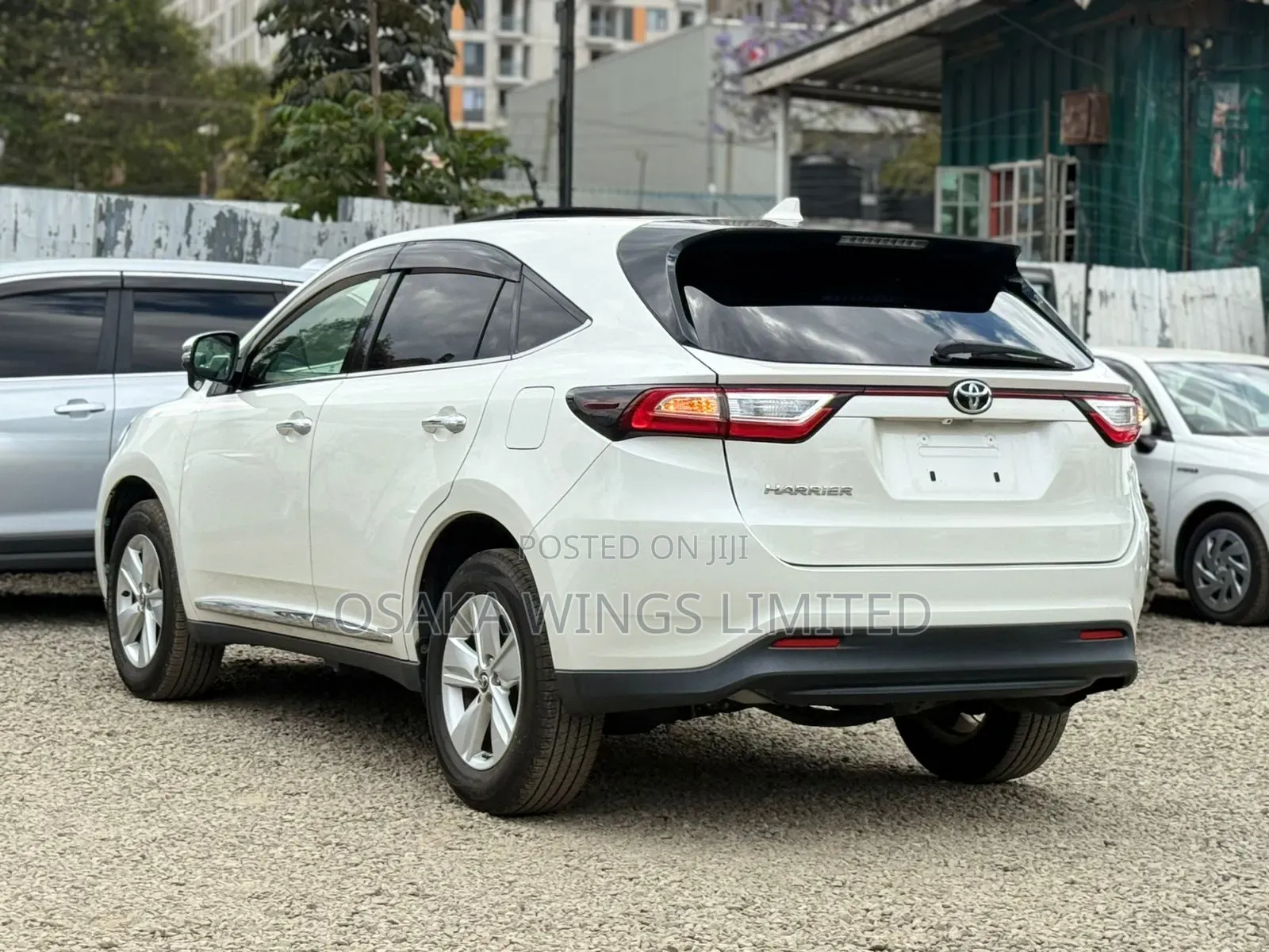 Toyota Harrier 2.0 2018 Pearl