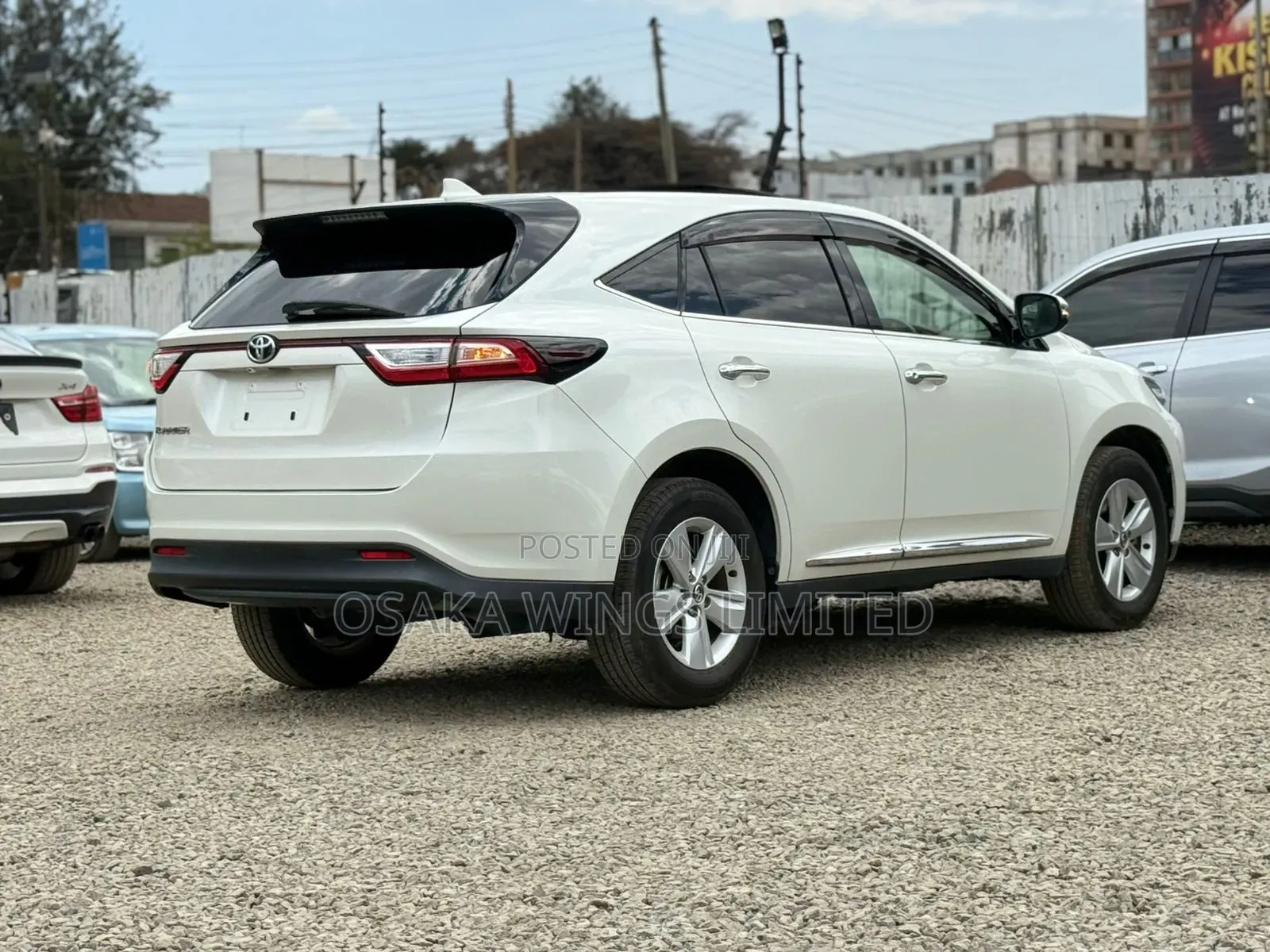 Toyota Harrier 2.0 2018 Pearl