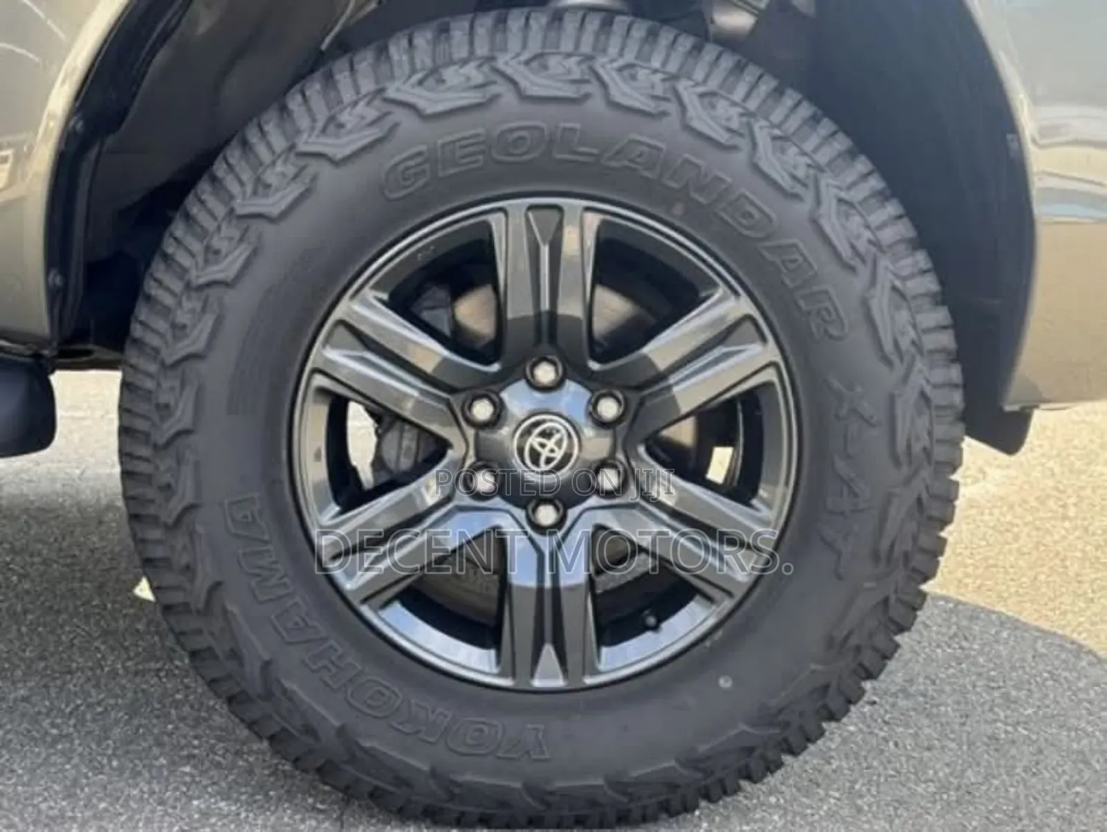 Toyota Hilux Revo Double Cab Deisel 2.4 RWD 2019 Green