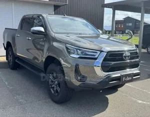 Toyota Hilux Revo Double Cab Deisel 2.4 RWD 2019 Green
