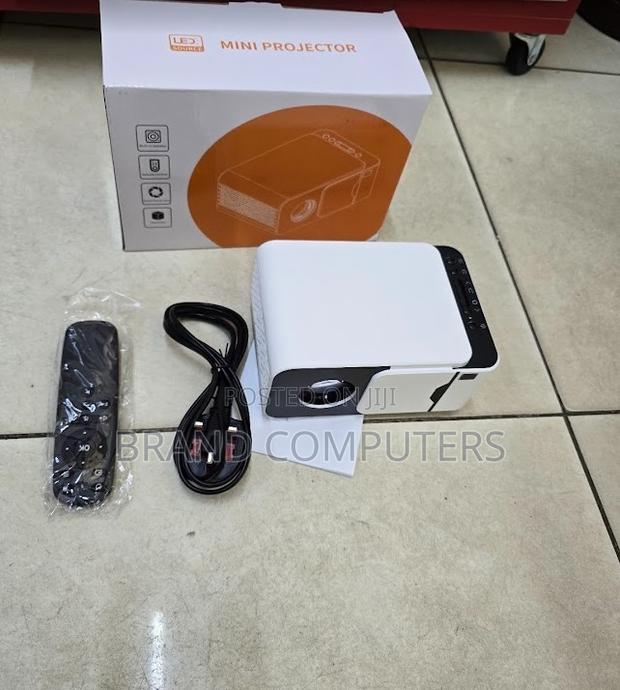 Mini Android 13 System T5 Mini Smart Projector - thumbnail 2