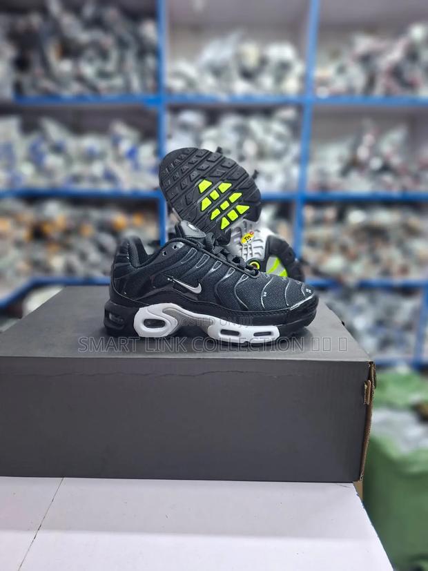 Kids Tn Sneakers - thumbnail 2