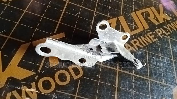 Bonnet Hinges Toyota Hilux Vigo