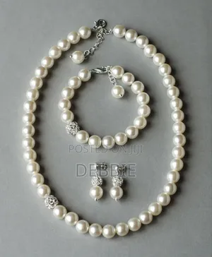 Pearl Necklace