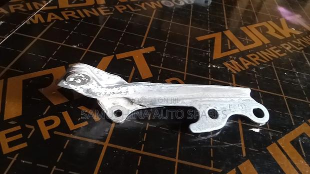 Bonnet Hinges Toyota Ae91