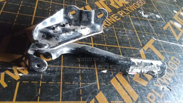 Bonnet Hinges Lexus Rx570 - main view