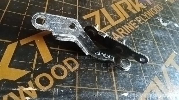 Boot Hinges Nissan Leaf - main view