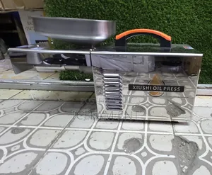Oil Press Machine/ Oil Press Machine