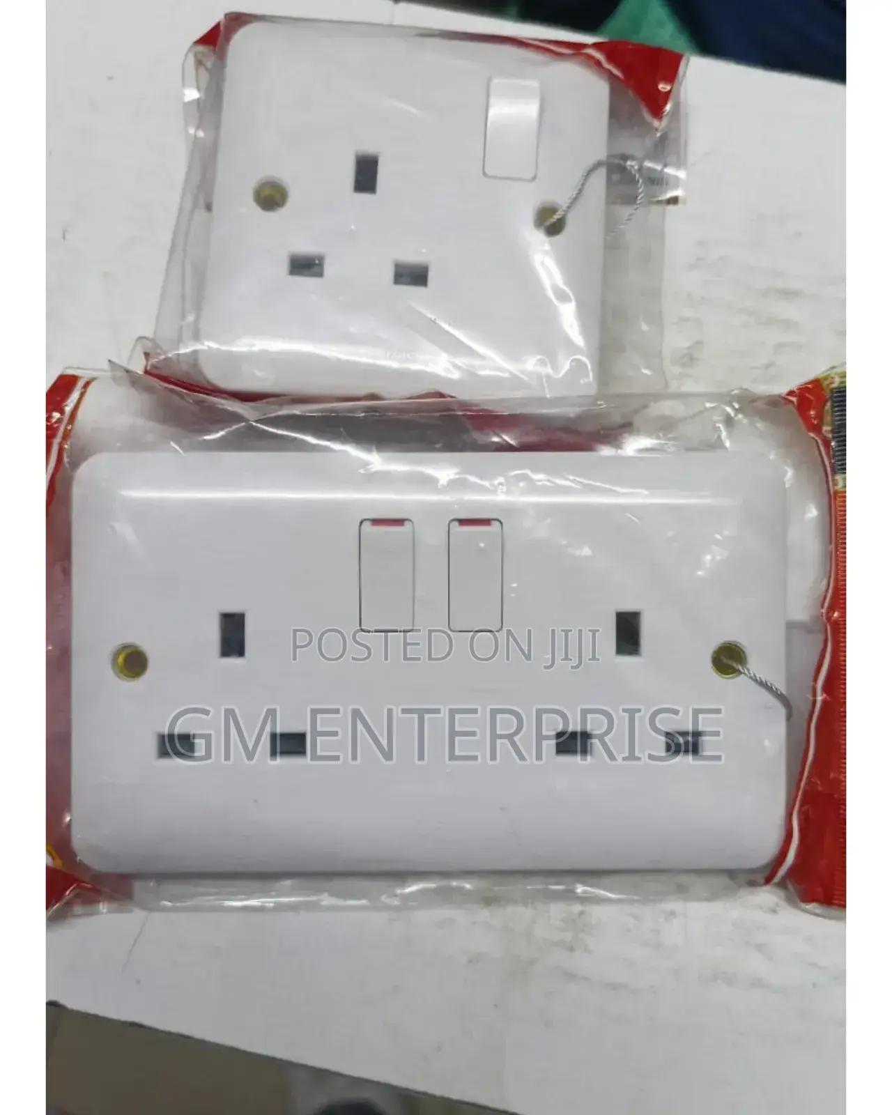 *Electric Socket Outlet