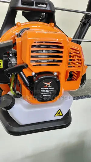 Heavy Duty Gasoline Lawn Blower Machine 2 Stroke Backpack.