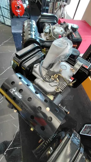 Diesel Aircooled Engine 18hp Manual Start .