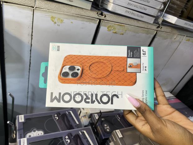 Nonerd Joyroom Braided Series Magsafe Magnetic Case for iPhone 15 - main view